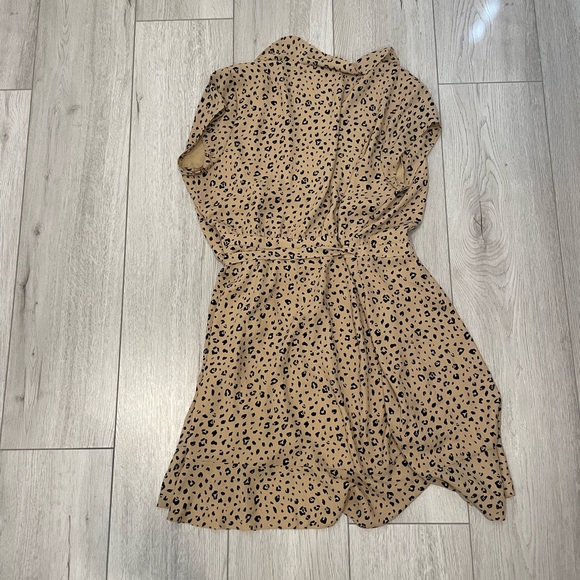 Sunday Best Aritzia Wrap Dress - Picture 3 of 11